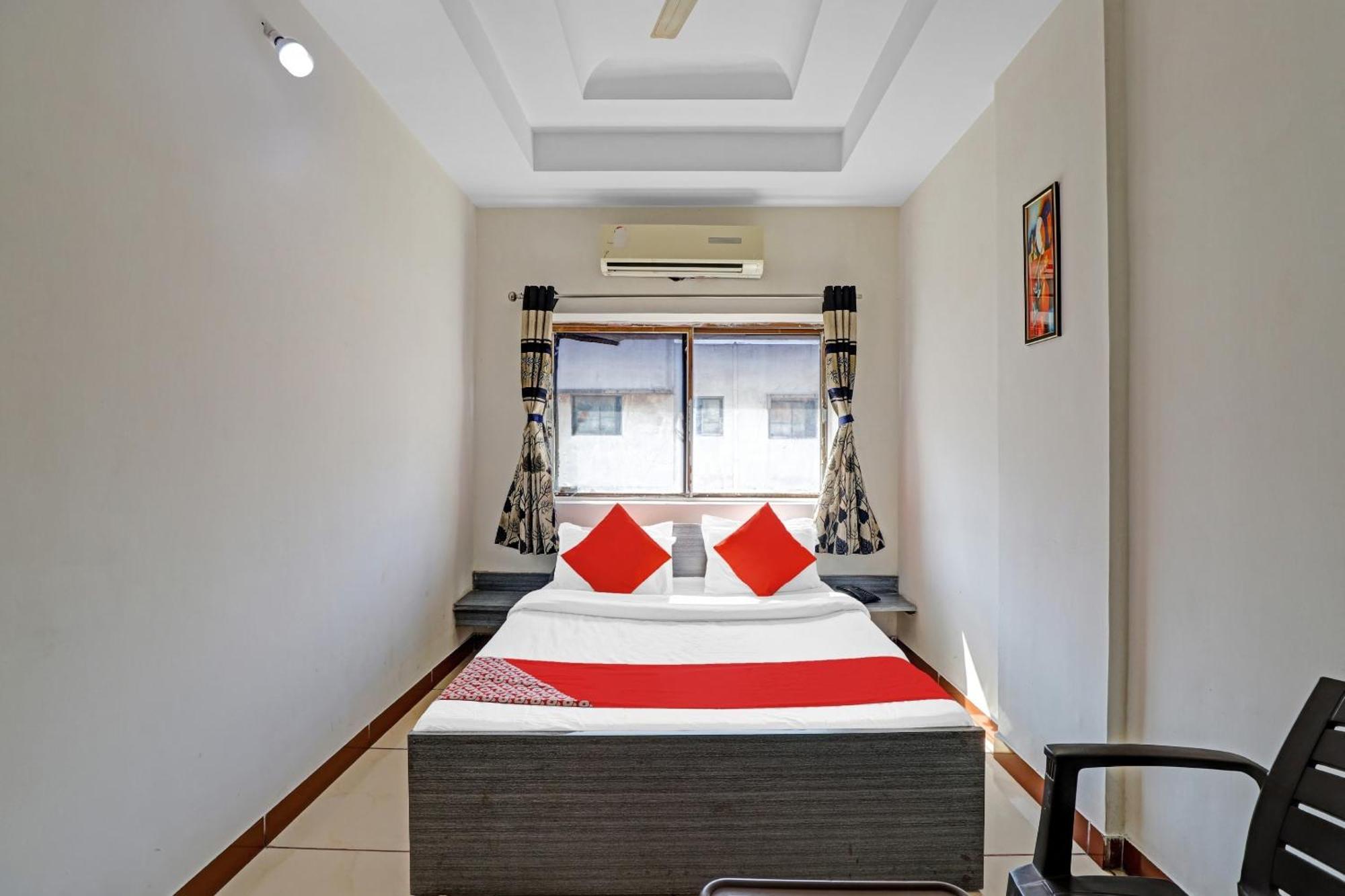 Hotel Velvet Райкот Екстериор снимка